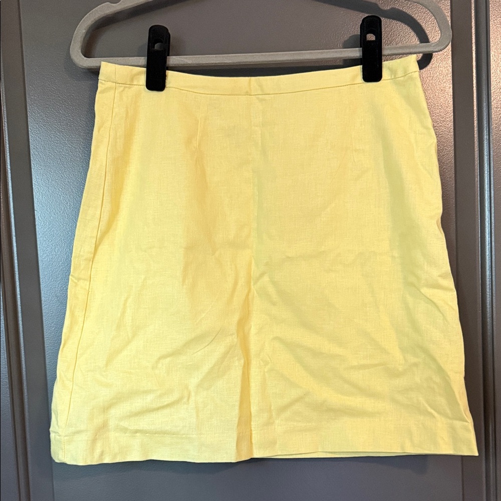 Banana Republic Factory Women’s Linen Blend Butter Yellow Mini Skirt size 4